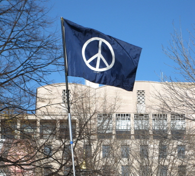Peace flag: white peace symbol on deep-blue background