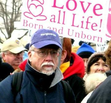 Sign at March for Life declares: 'Love all Life! Born and Unborn'