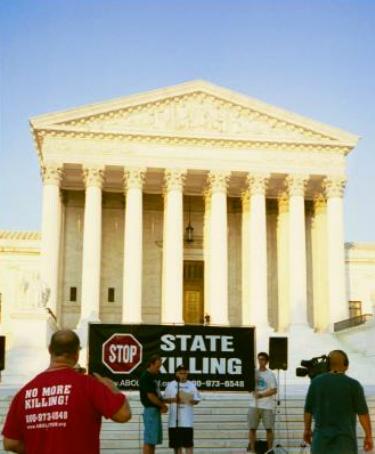 Banner at Supreme Court: 'Stop State Killing'
